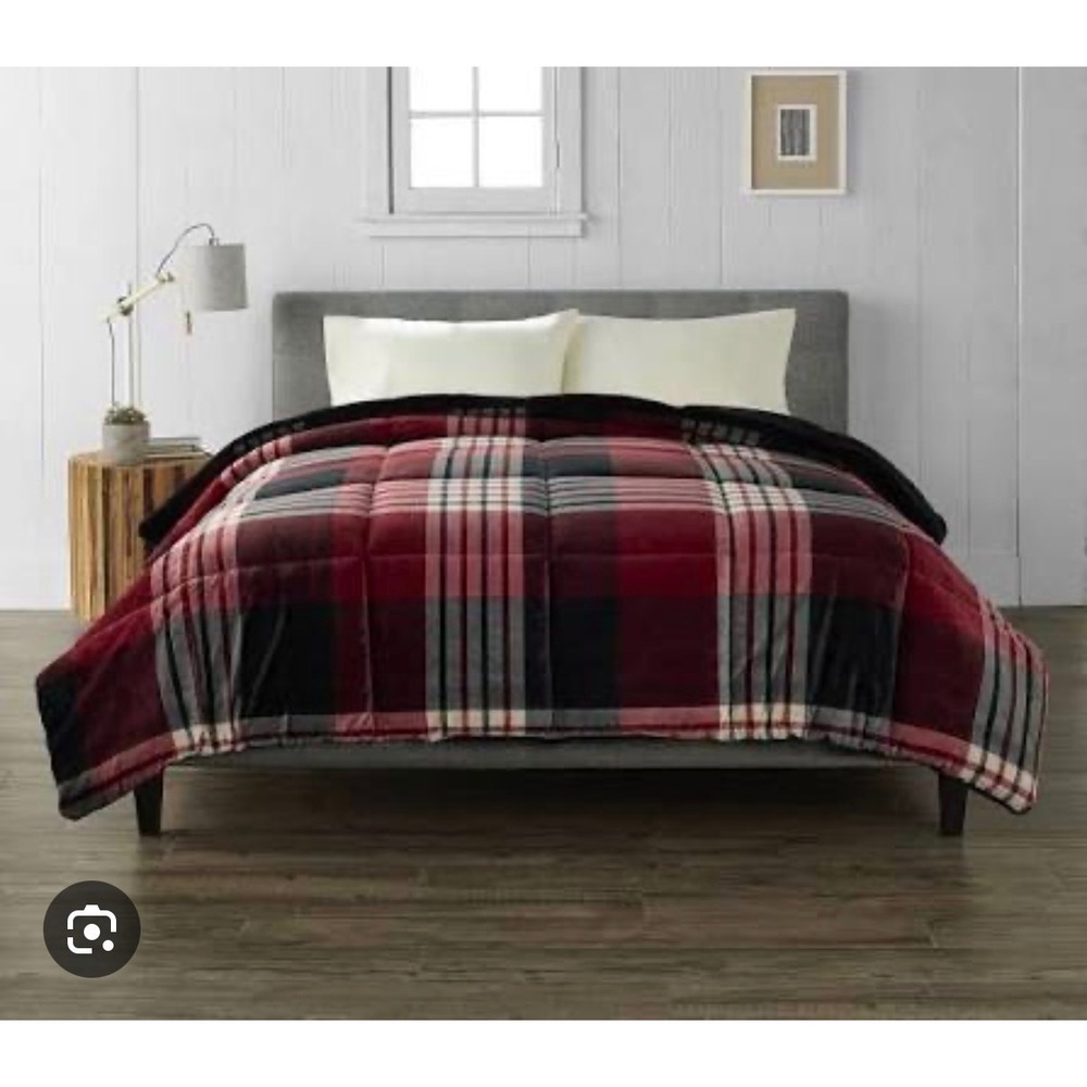 Cuddl Duds Cozy Soft King Comforter Red Black Plaid 104x90 Supersoft Bedding